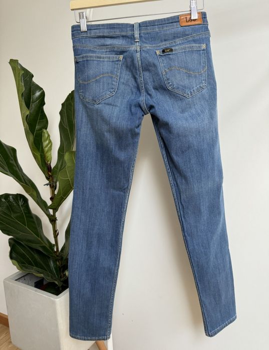 Spodnie damskie dopasowane skinny jeans LEE 27/31