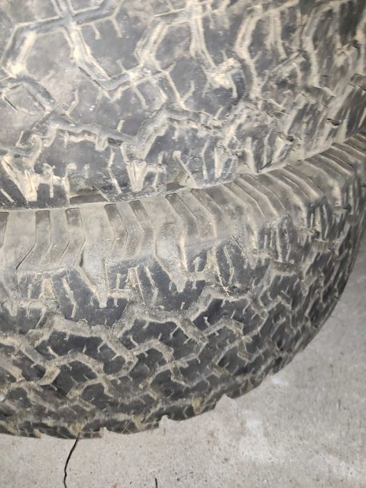 4 jantes com pneus todo o terreno