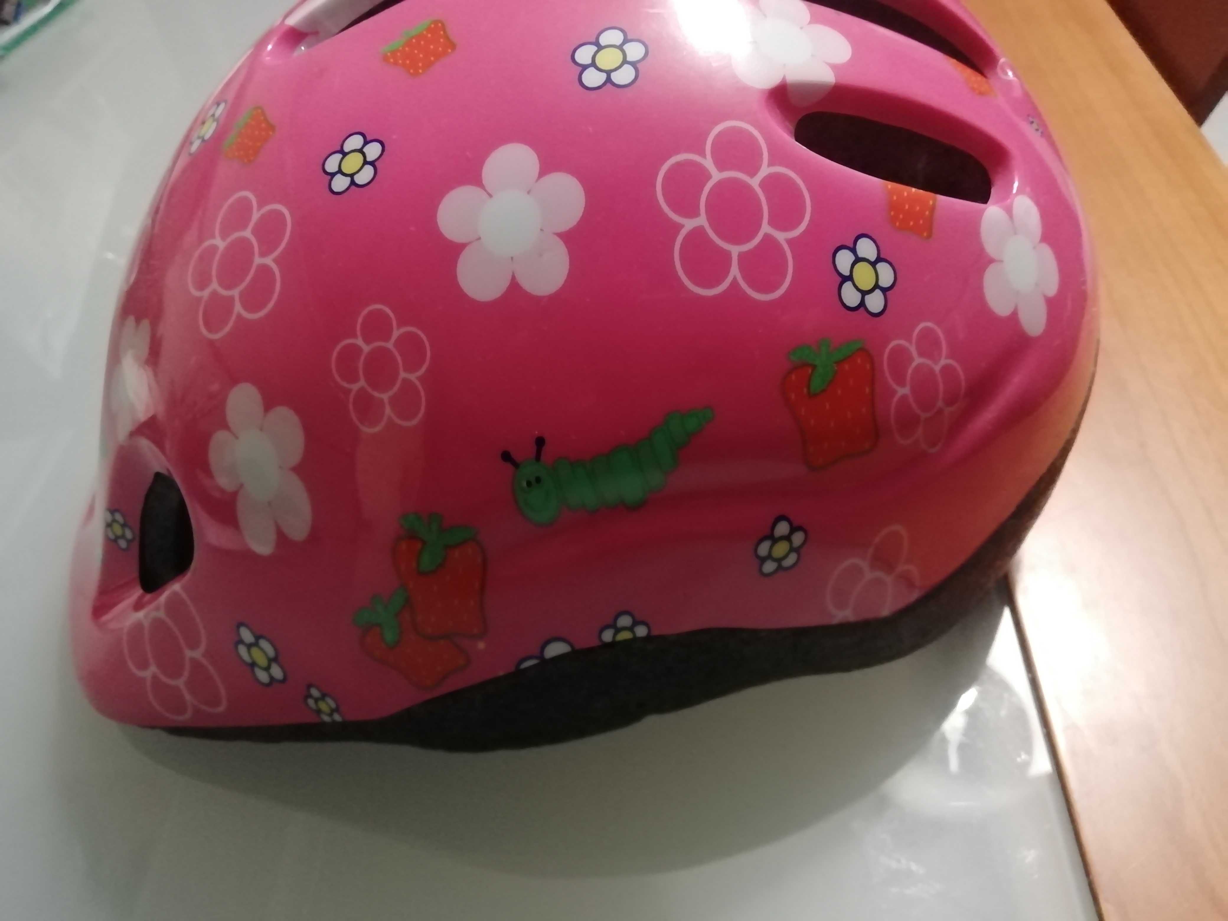 Capacete Bicicleta criança / menina	- Usado em bom estado