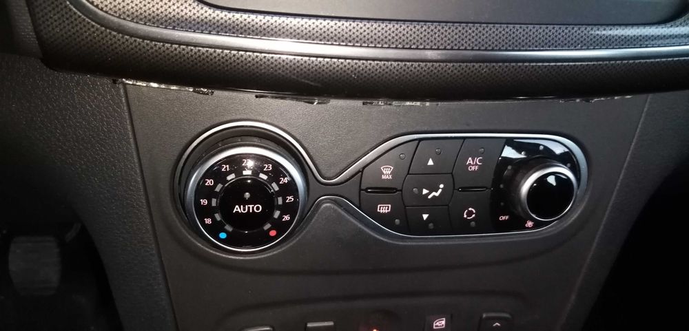 Sterownik nawiewów Dacia Sandero Stepway