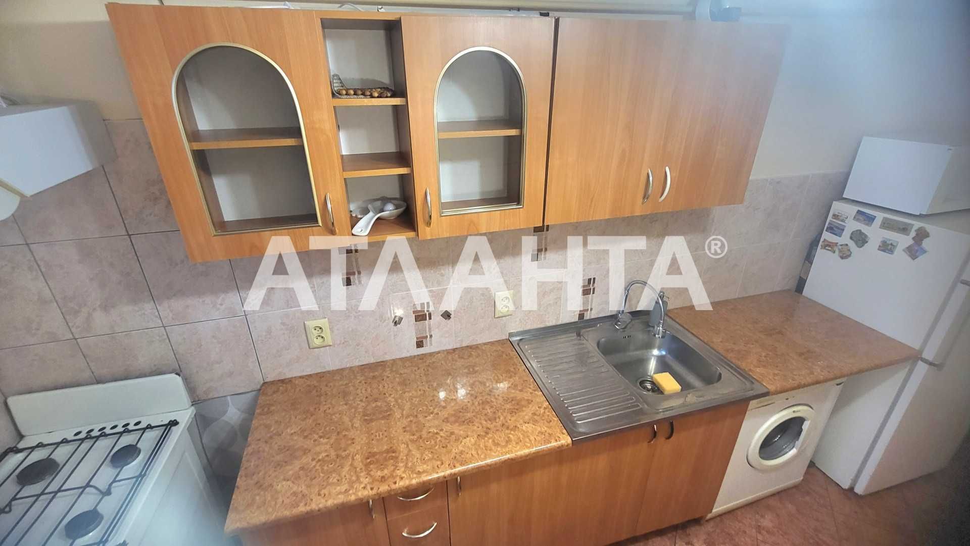 Продам 2-комнатную квартиру АГВ Серова Близость Центра!