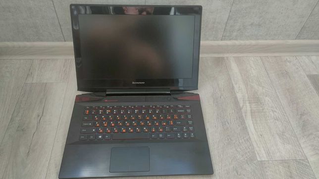 Ноутбук для танков и доты Lenovo Y40-70 Core i7, 8Gb, 1Tb, Full HD