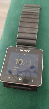 Smartwatch sony  smartwatch 2 w dobrym stanie