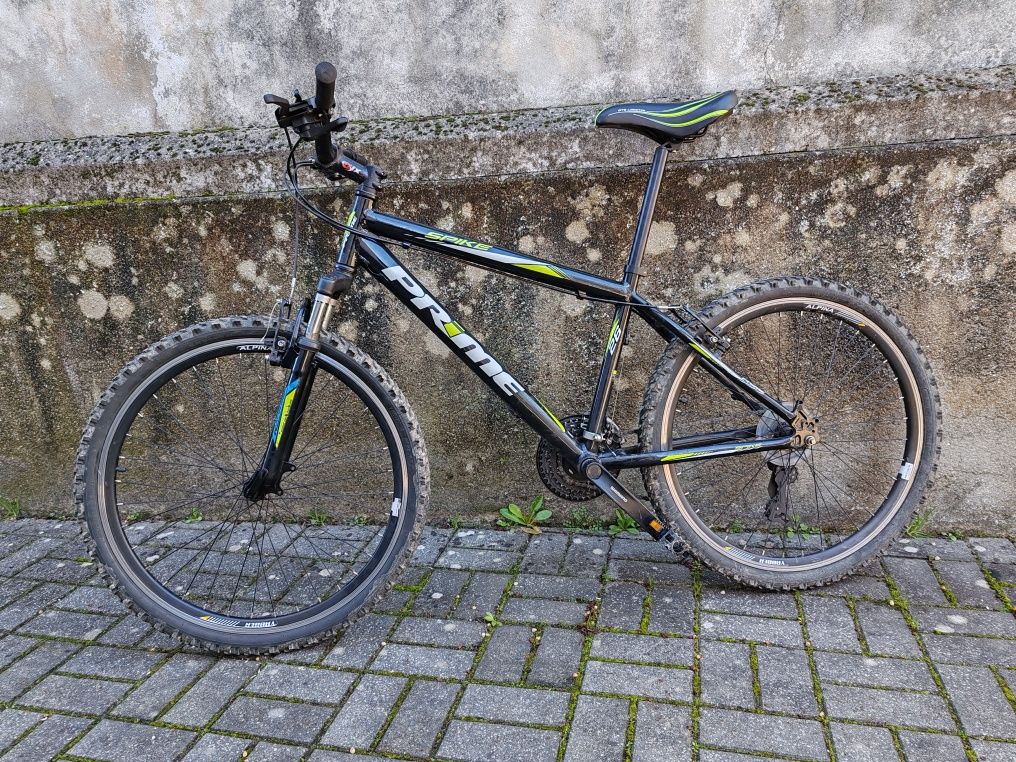 Bicicleta roda 26  como nova com pouco uso
