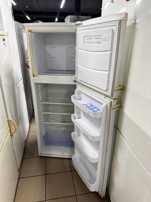 Холодильник Indesit В16FNF 025, доставка, гарантія