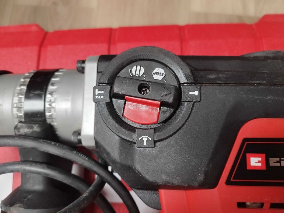 Młoto wiertarka udarową SDS Max sieciowe Einhell TE-RH 40 3F 1050