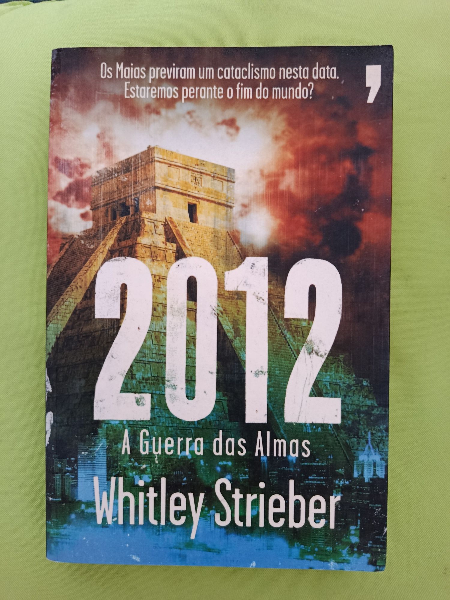 Lote dourado de 8 LIVROS ( II )