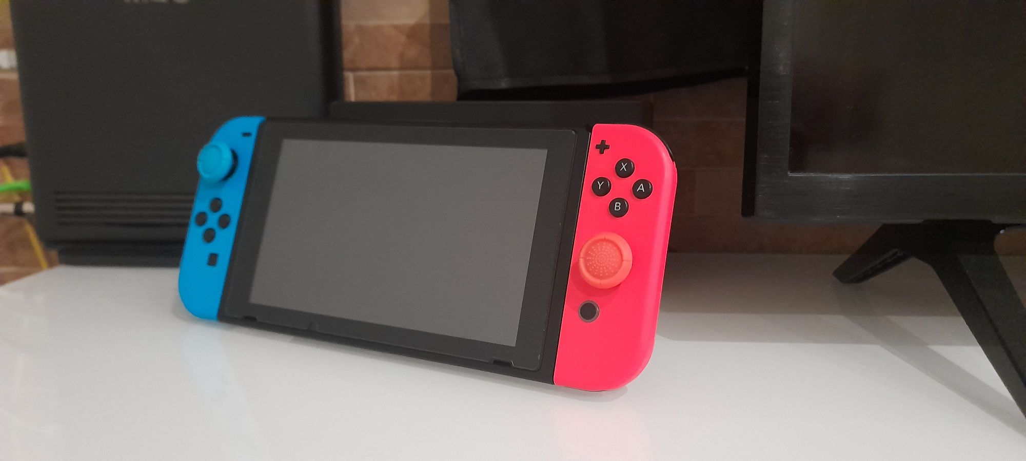 Nintendo  Switch V1 2019