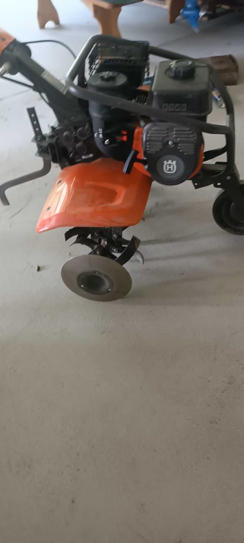 Культиватор Husqvarna TF 230 бензиновый, 4,7 л.с Новий