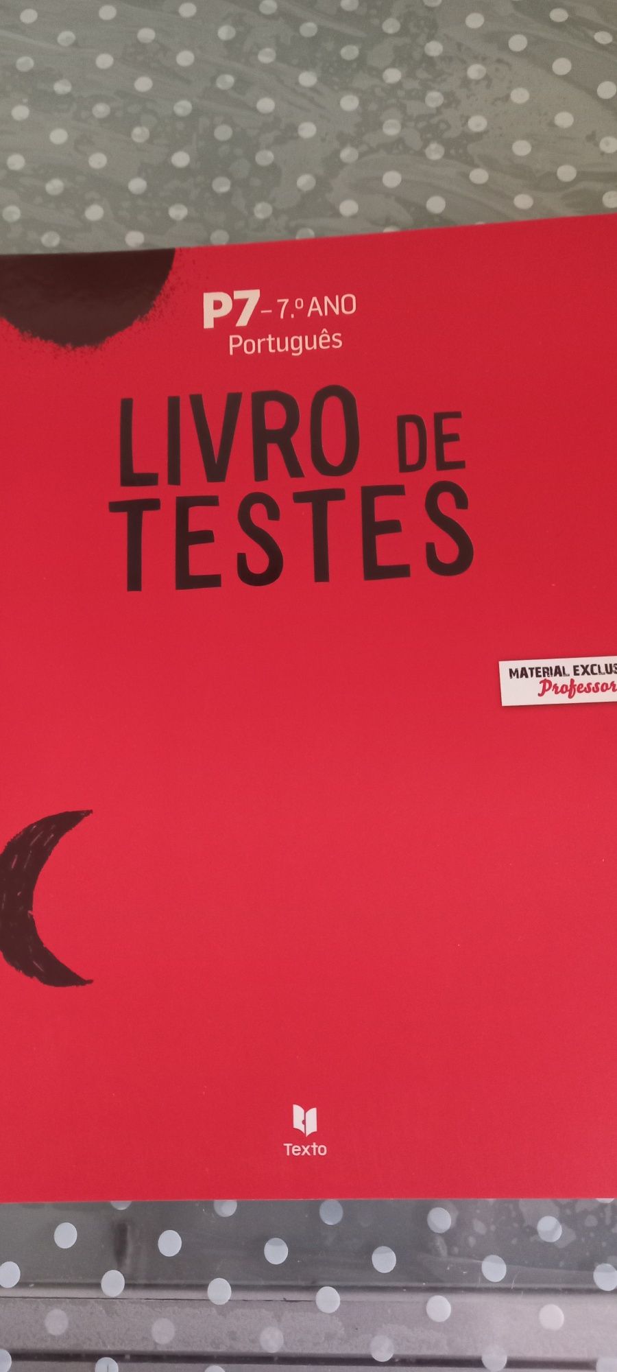 Manual "DIÁLOGOS 7" + 2 livros de testes com soluções