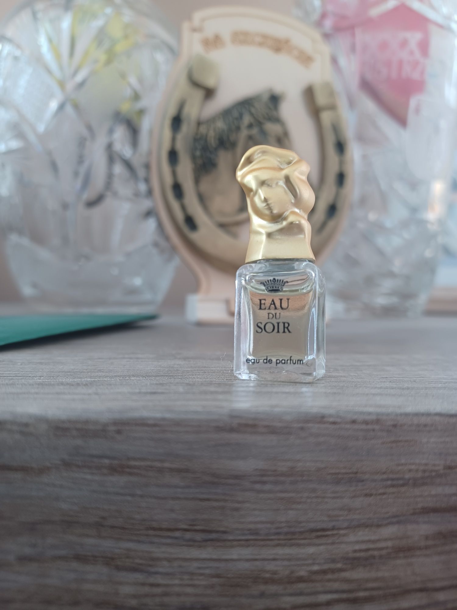 Perfum Eau Du Soir miniaturka 2ml.