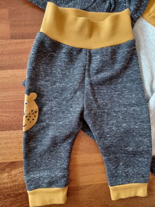 Zestaw dresowy rozm 80 dla chłopca