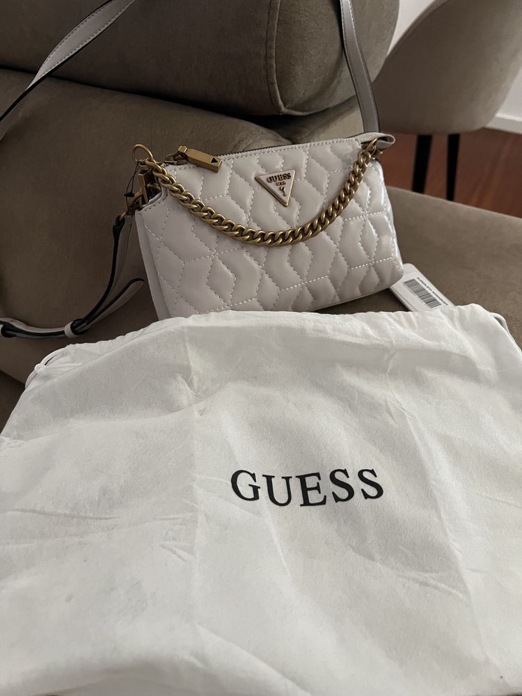 Bolsa guess NOVA