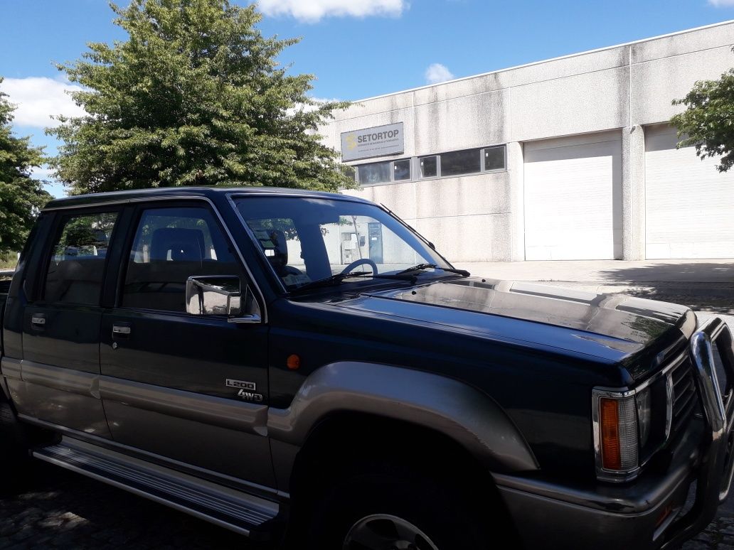 Cabine mitsubishi  l200 k34 em bom estado