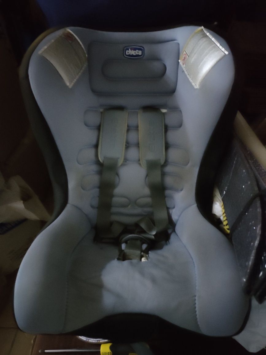 Cadeira auto Chicco para bebé