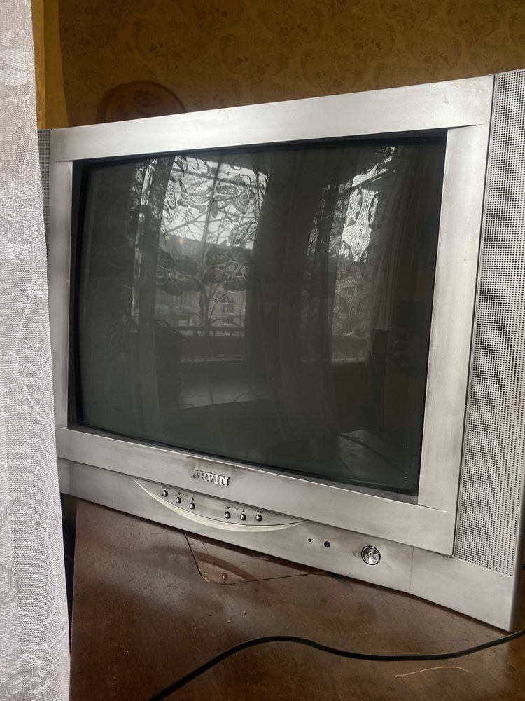 Телевізор старий