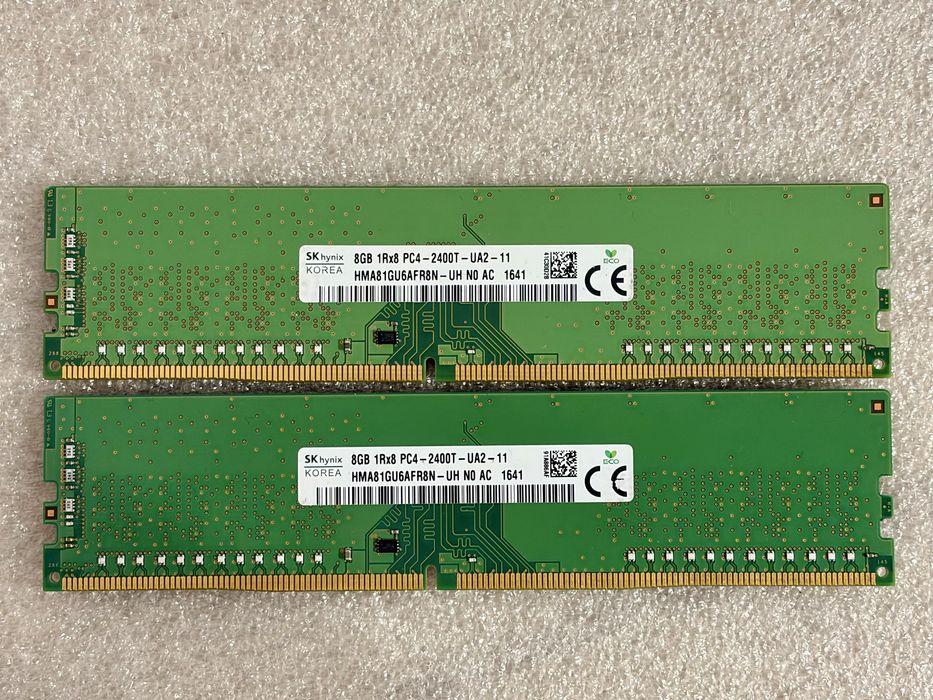 Pamiec Ram DDR4 16GB 2400MHz HMA81GU6AFR8N