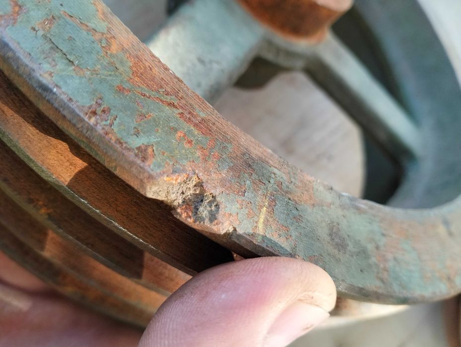 Шкив чугунный 4 ручья профиль А 25 см (+Шк проф А 16 см 150 гр) Бу