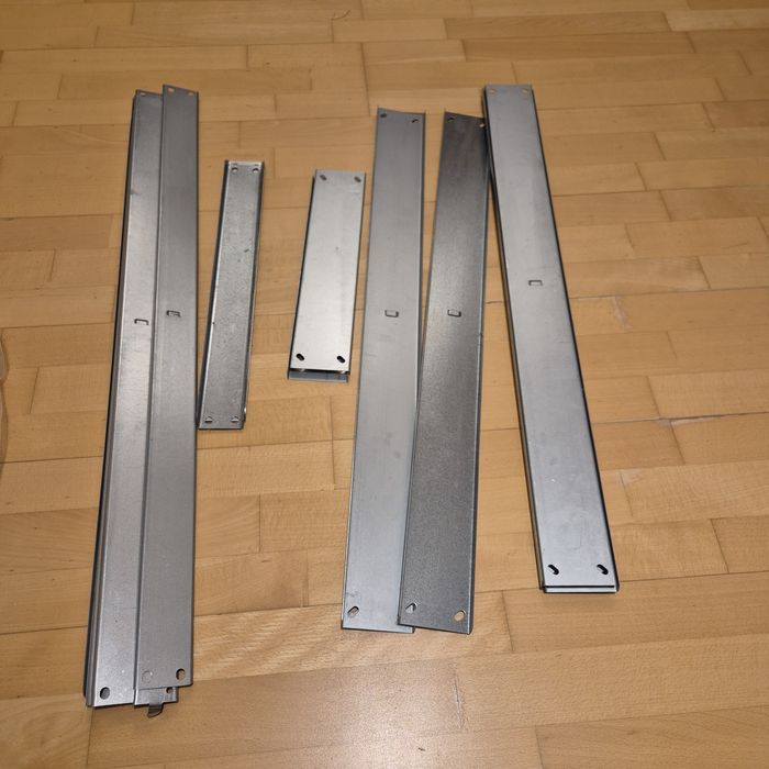 Elementy do regałów metalowych