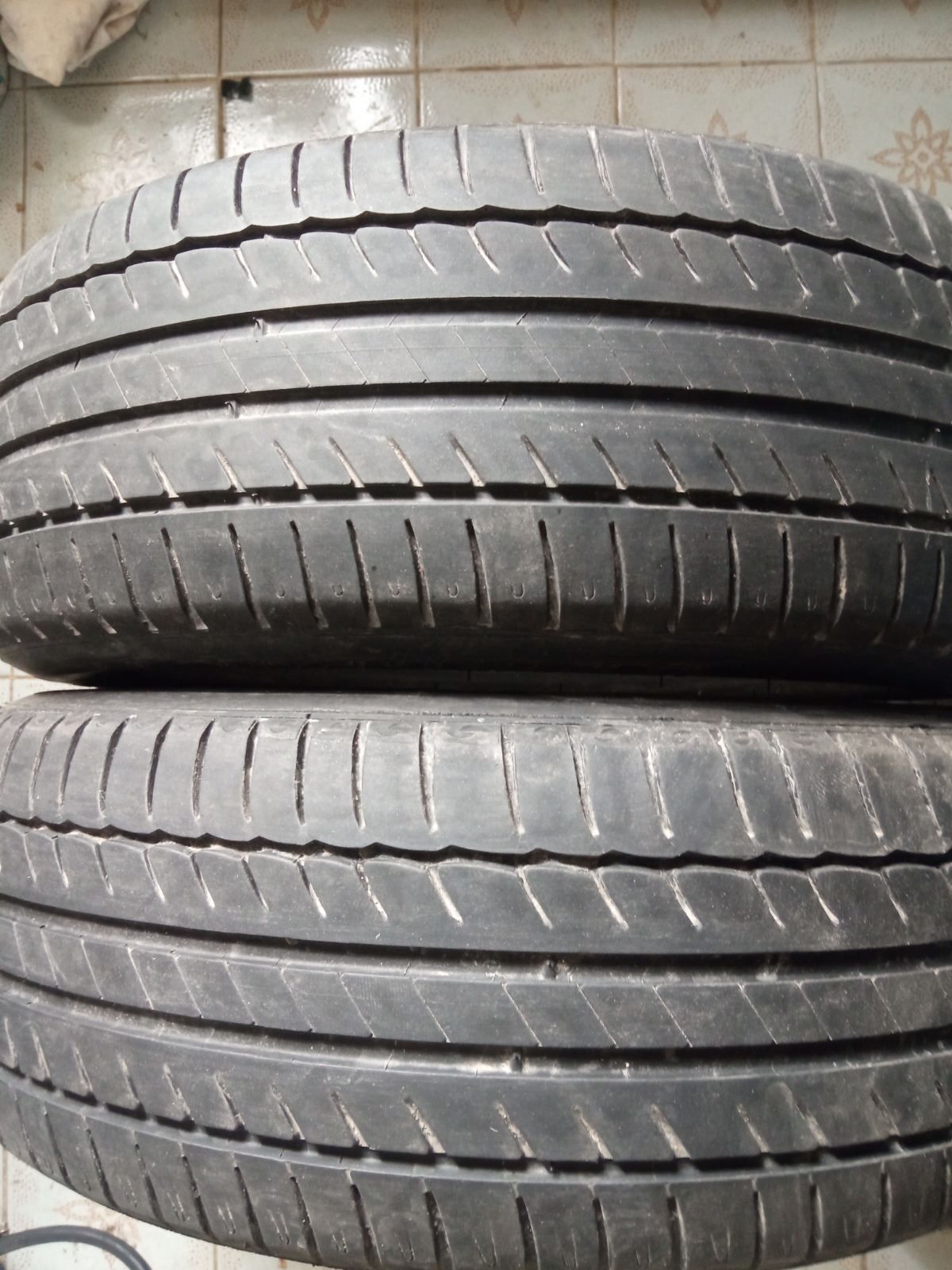 Літні шини Michelin 215/60 R16