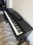 Yamaha YDP-145 Black Arius (STAN IDEALNY)