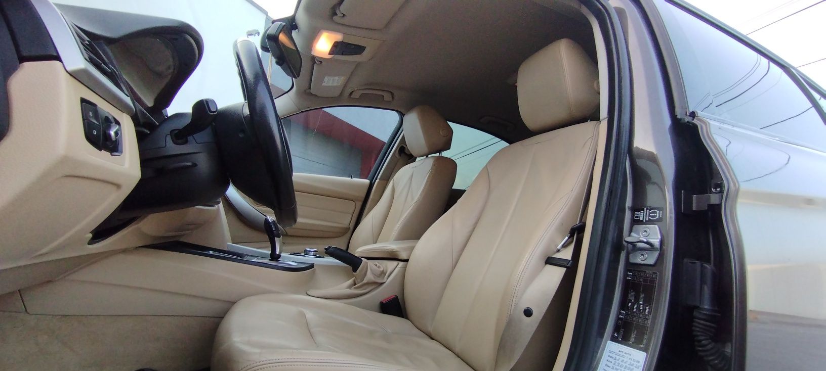 BMW 320d F30 2013