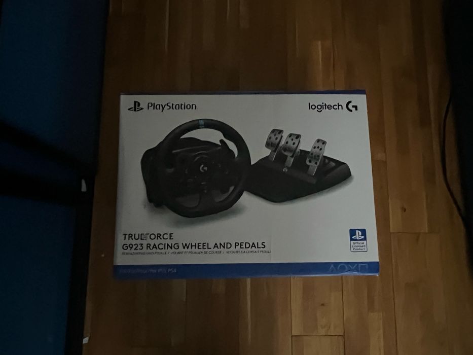 Ігровий руль Logitech G923