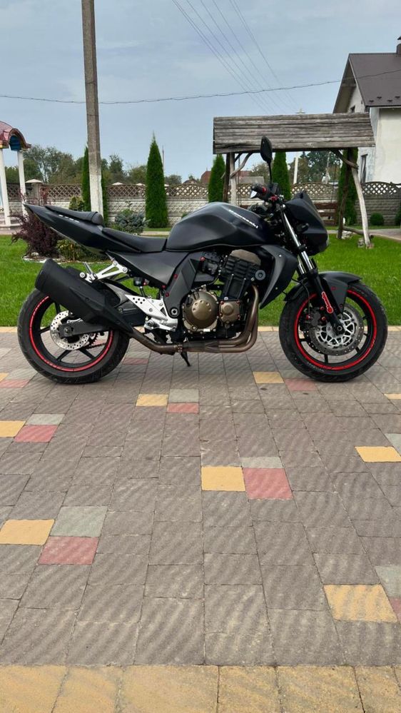 Продам мот Kawasaki z750