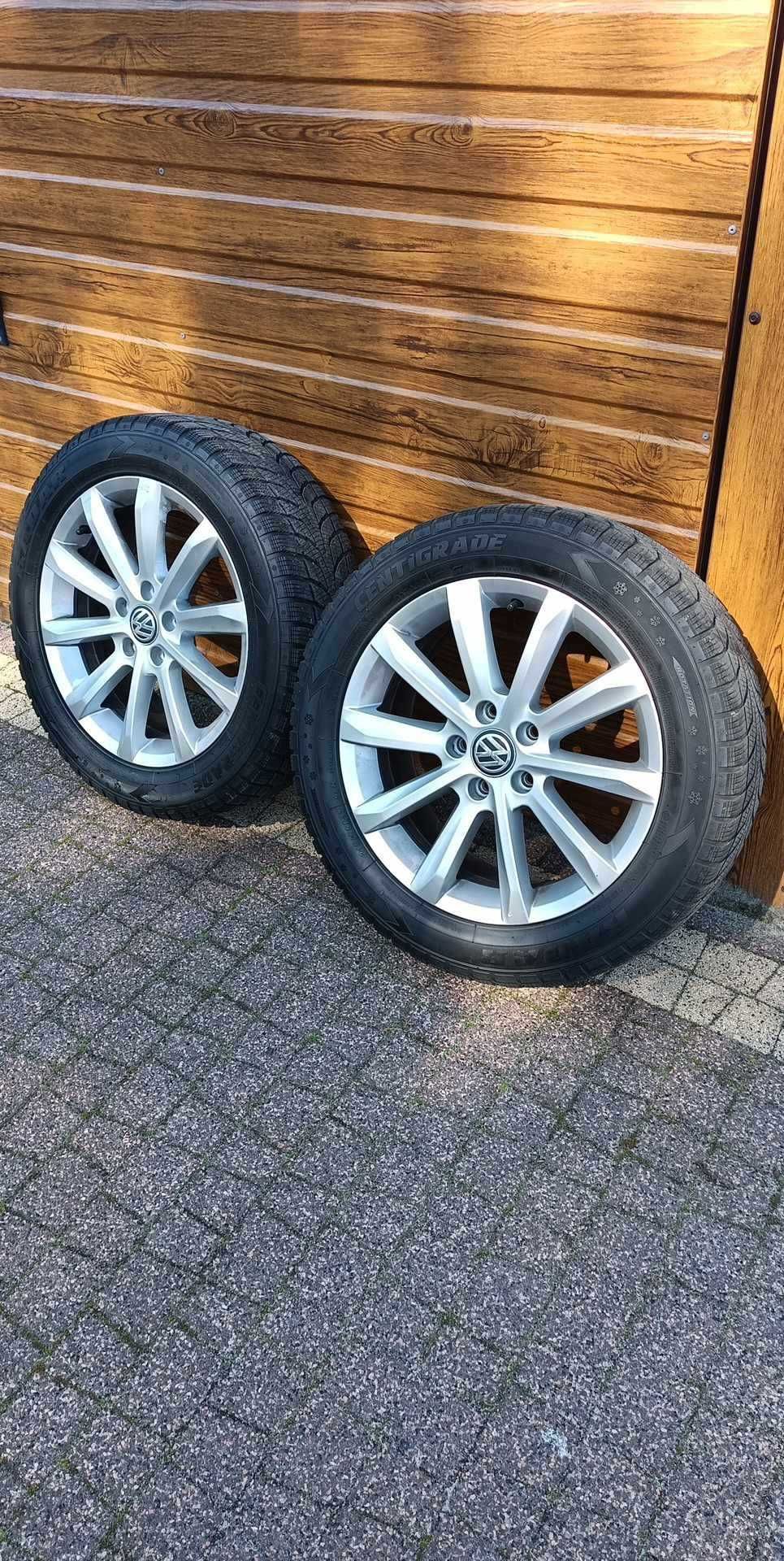 Felgi Volkswagen r17 5x112.