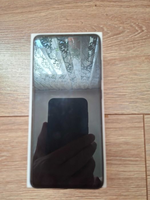 Samsung A51 6/128g в ідеальному стані. Куплений в Україні