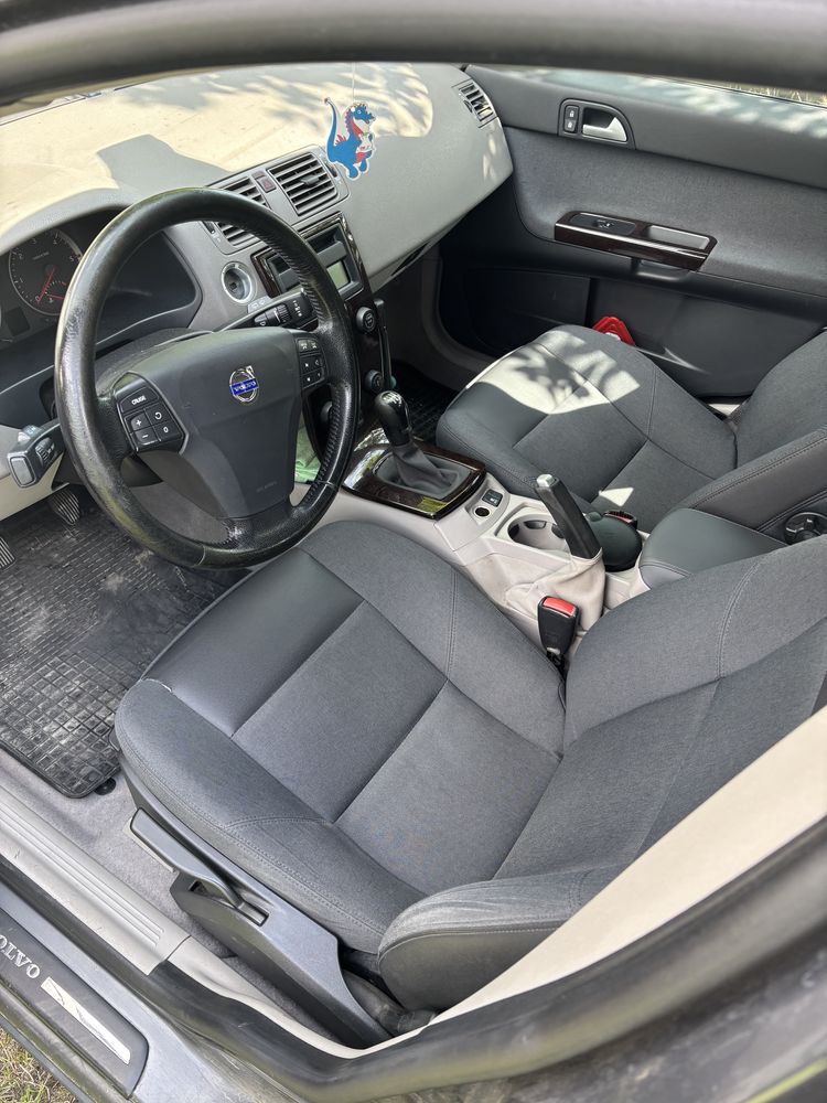 Volvo v50 2005r.