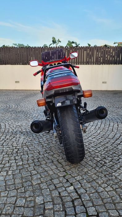 Honda CBR 1000 F 1990