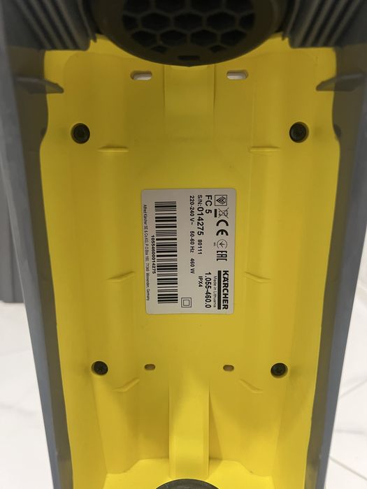 Моющий пылесос Karcher FC5