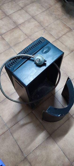 Aquecedor a gás para botijas da Galp em perfeito estado.