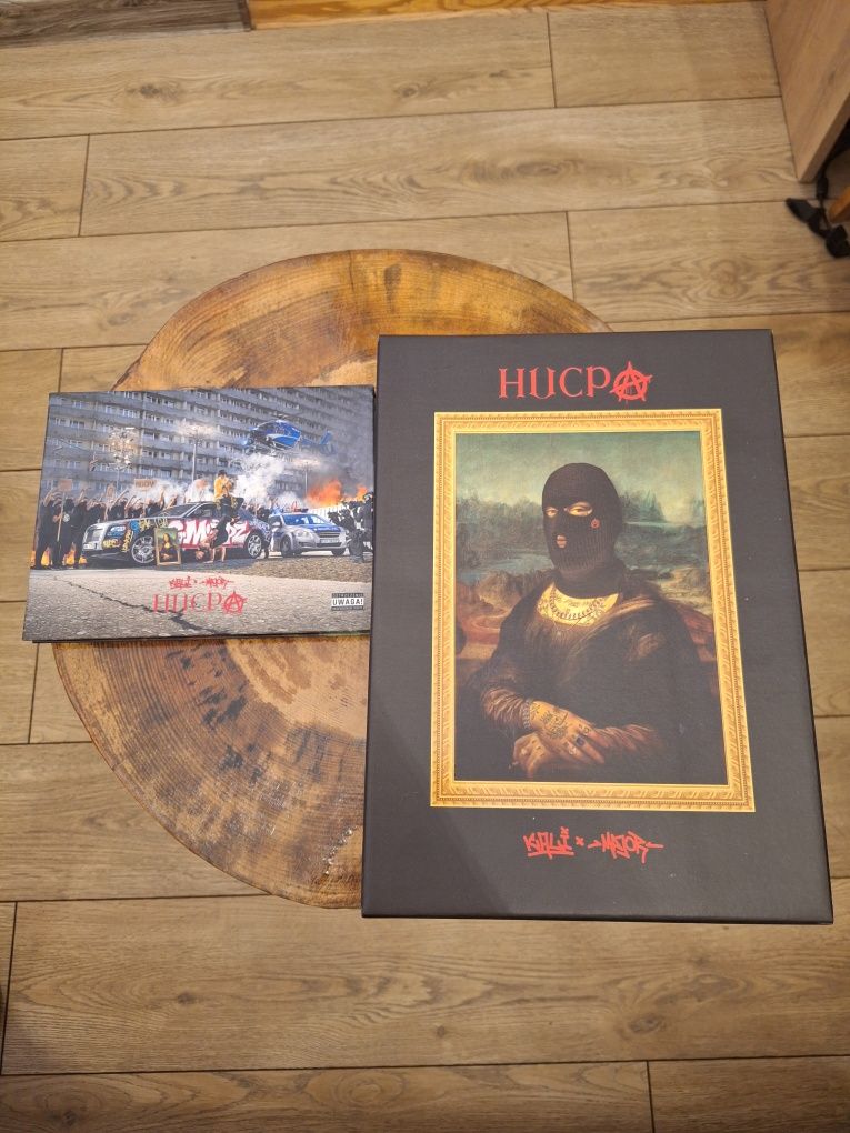 Płyta w wersji PREORDER Kali x Major pt. HUCPA