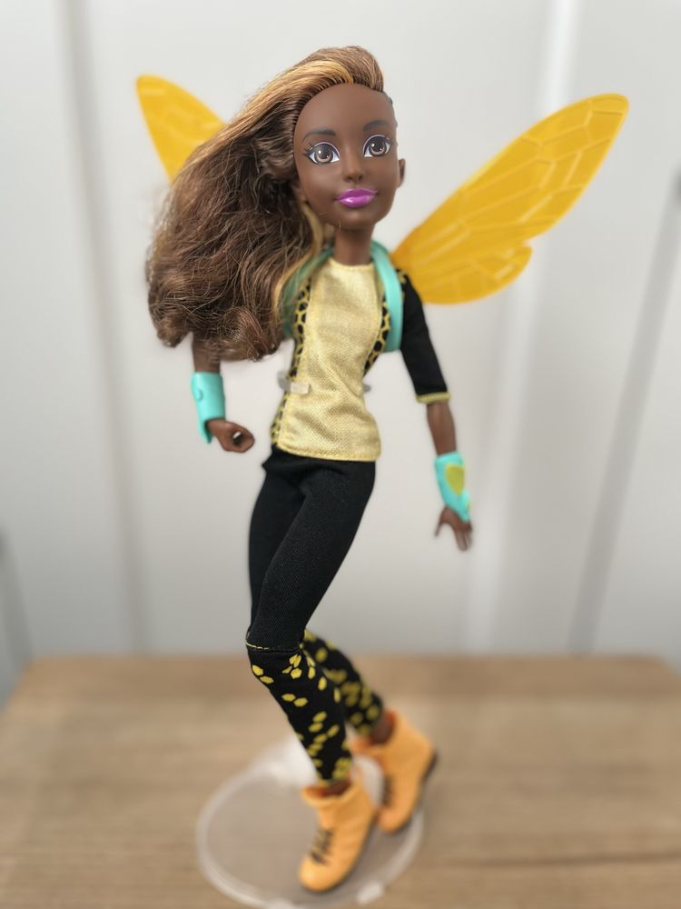 Lalka Bumblebee DC Superhero girls Mattel