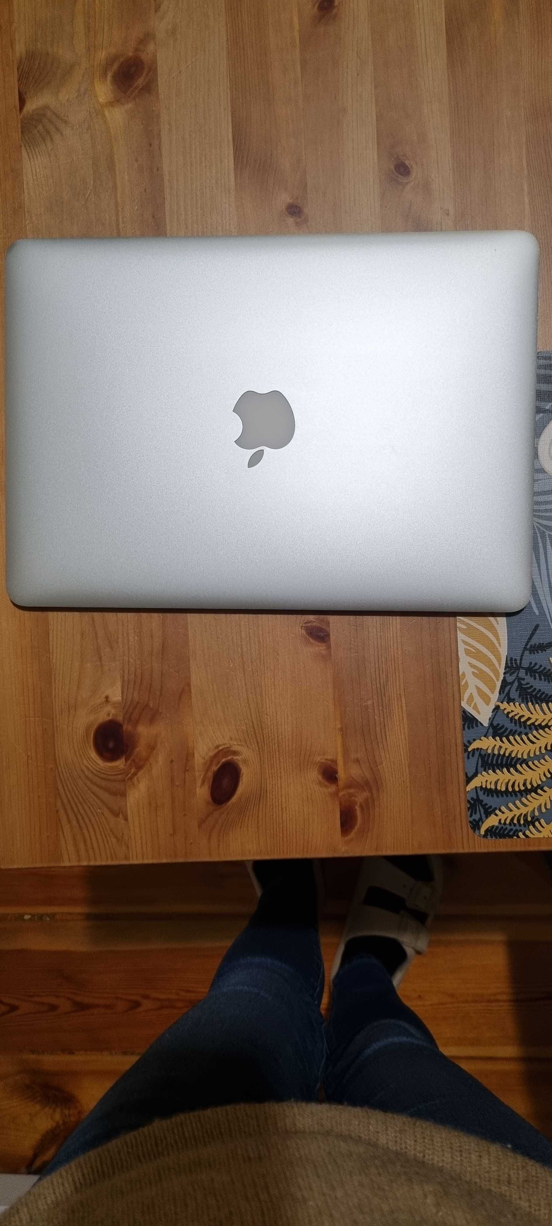 LAPTOP Appla model: A1466