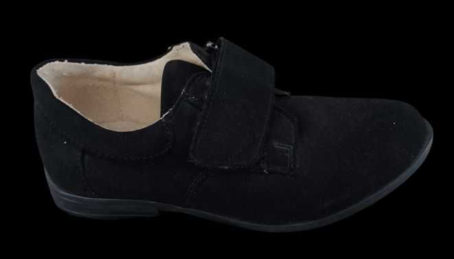 Buty komunijne chłopięce czarne Kornecki r. 32 (140)