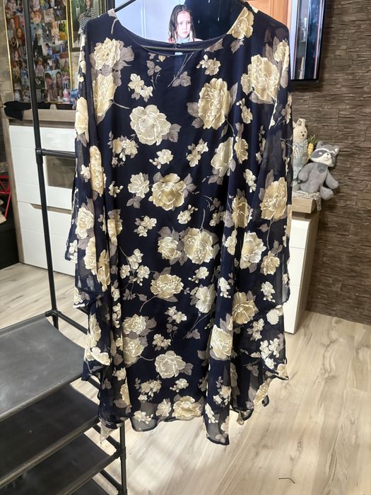 Sukienka wieczorowa styl nietoperza