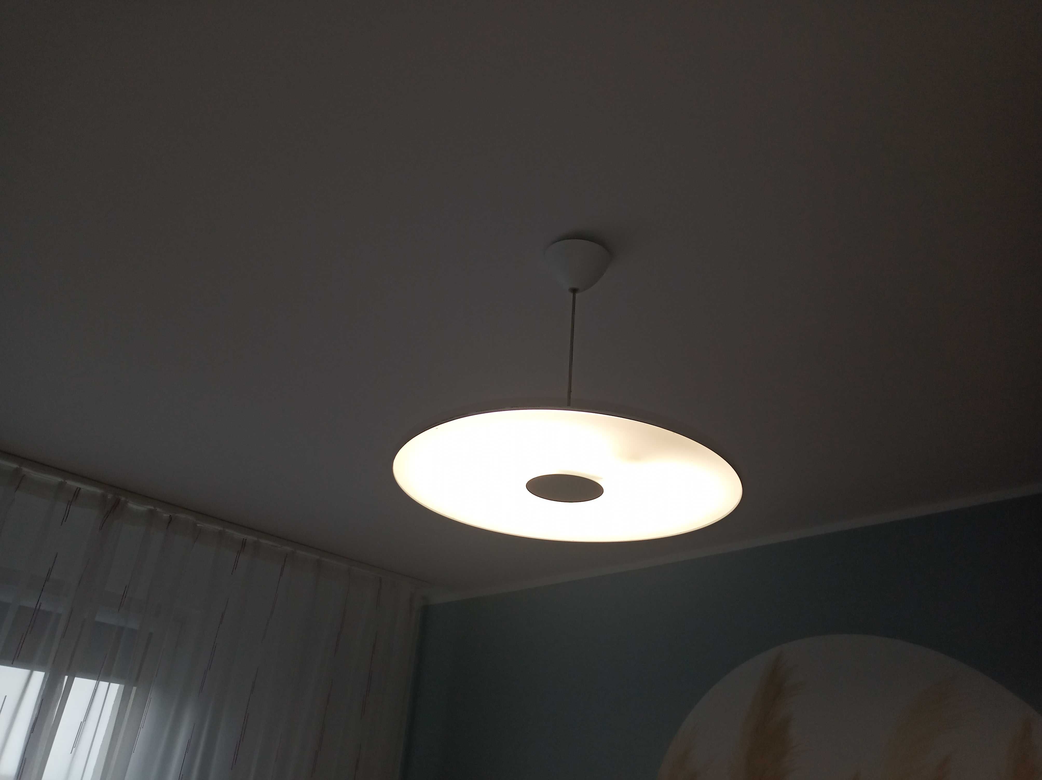 Lampa sufitowa spodek