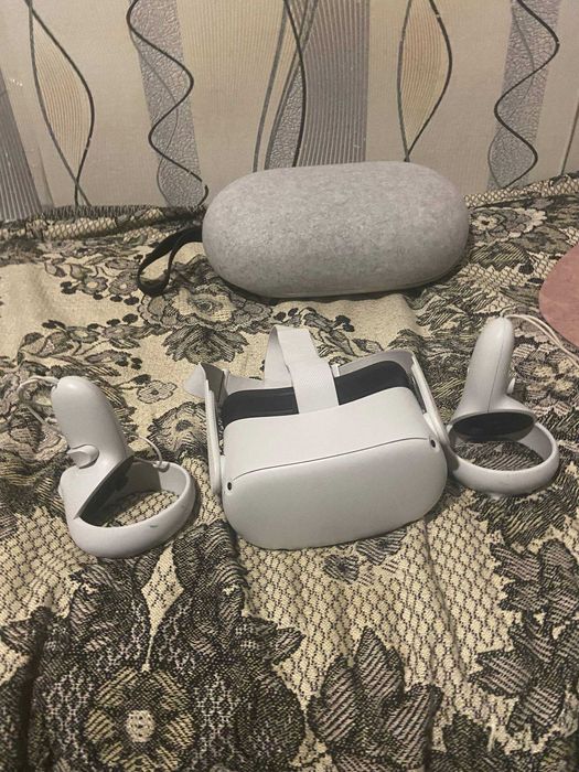 Окуляри віртуальної реальності Meta Oculus Quest 2 64Gb