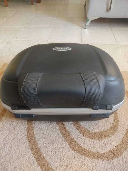 Top Case GIVI Monokey V46 + encosto