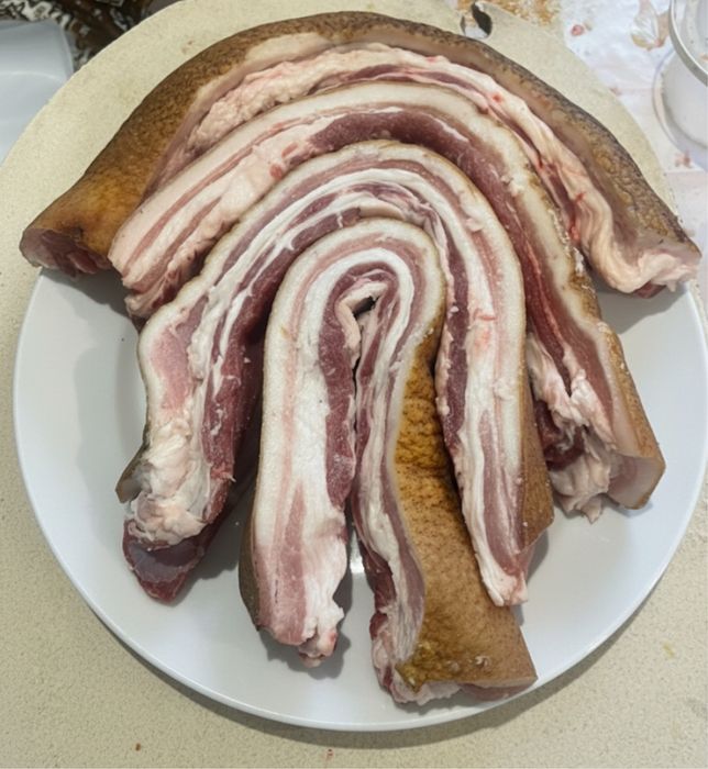 Підчеревина з домашніх свиней / сало солене