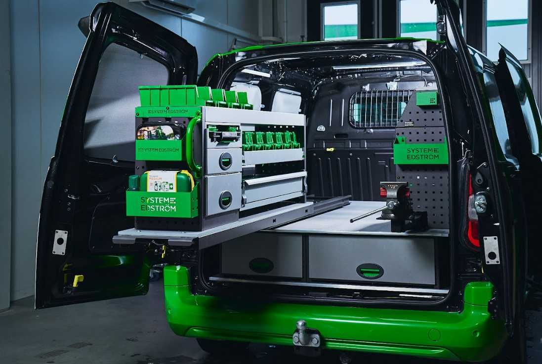 Zabudowa serwisowa warsztatowa regały bus szafki Master Ducato Crafter