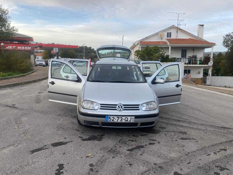 Golf MK4 ano 2000 motor 1.4 gasolina carro em perfeito estado