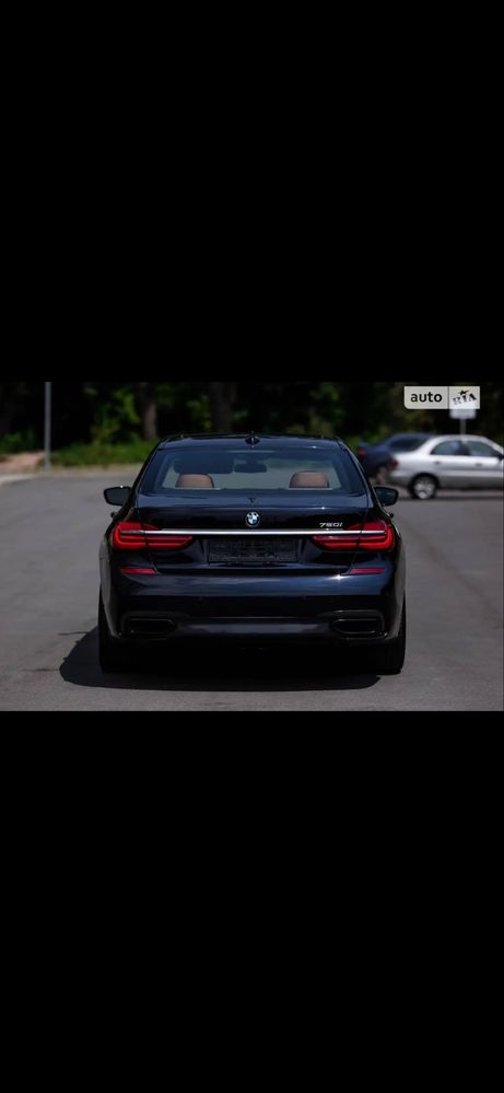 BMW 750i 4.4, G12, 530л.с. 2019.