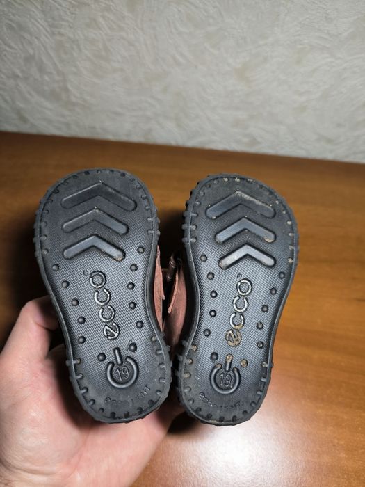 Ботинки Ecco (19 разм, стелька 12.5 см, на ножку 11-12 см)у