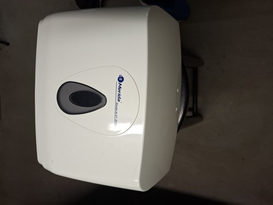 Pojemnik na papier Merida