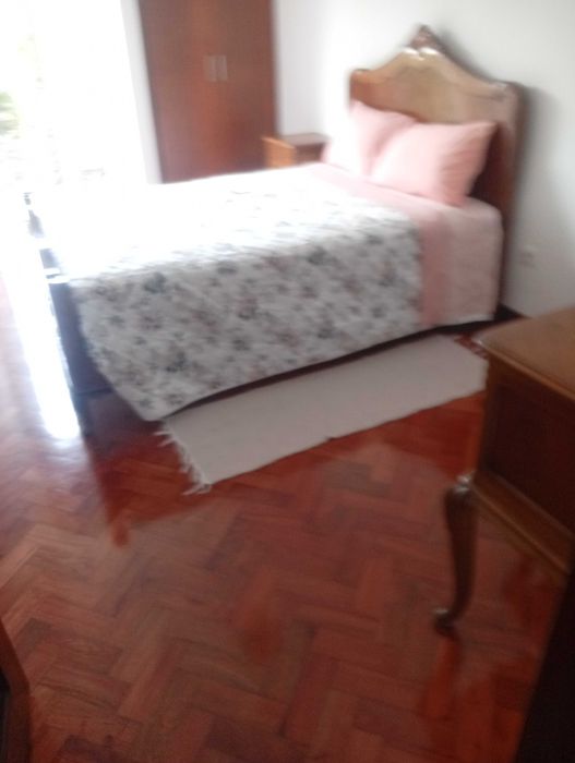 Quarto para arrendamento mensal