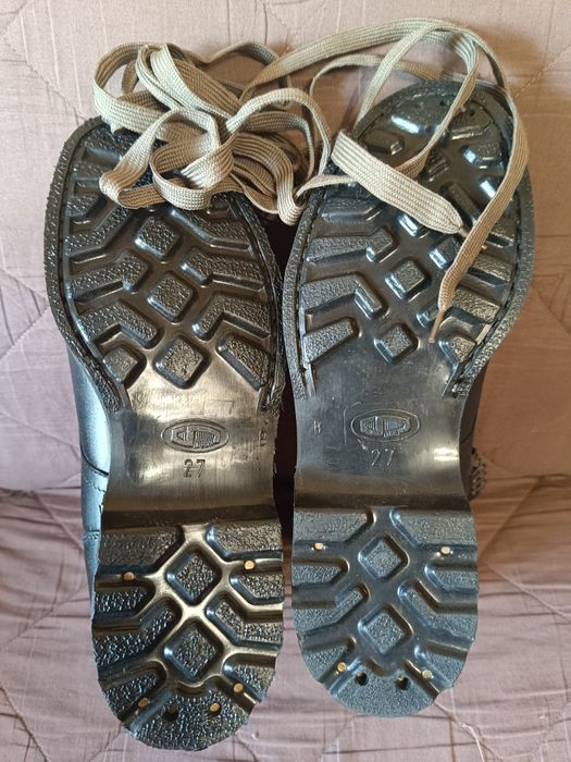 Buty wojskowe nowe 27
